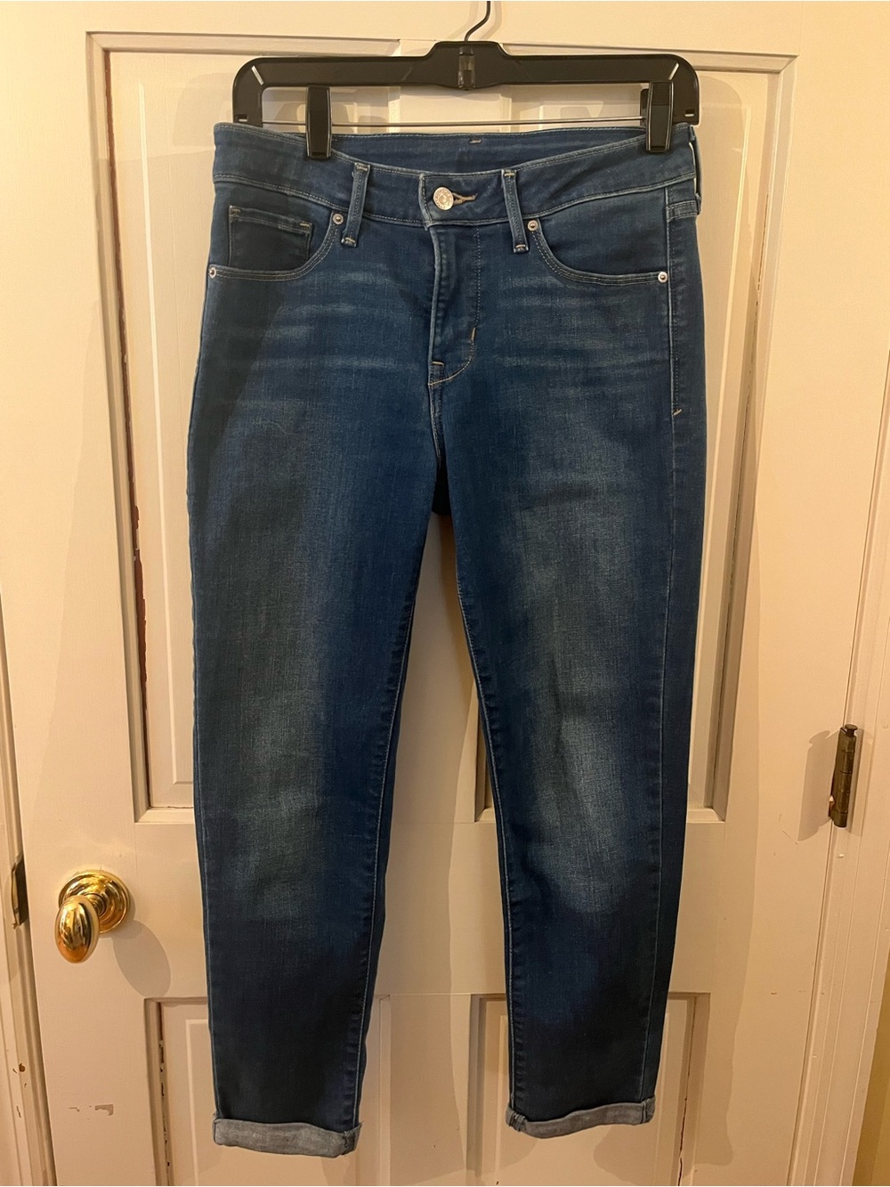 Levi’s Women’s Dark Blue Stretch Skinny Jeans Size 28